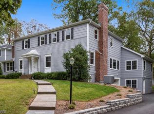 25 Coleridge Rd, Short Hills, NJ 07078