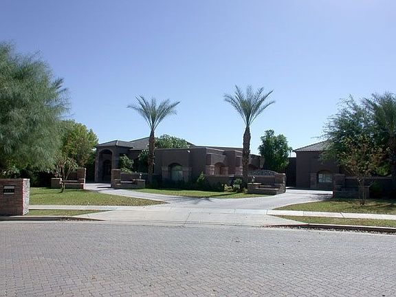 2nd image of 8281 N El Maro Cir