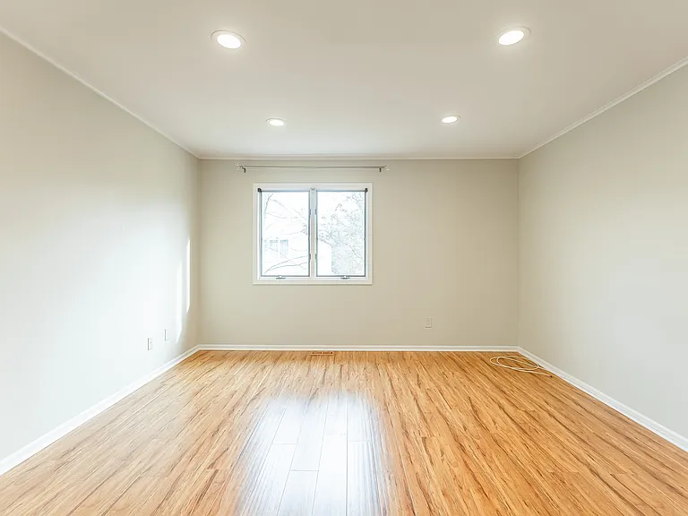 23 Exeter Ct — Photo 10