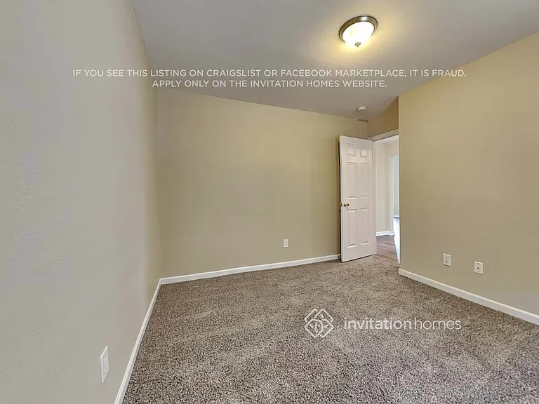 2718 Meadow Knoll Dr — Photo 15