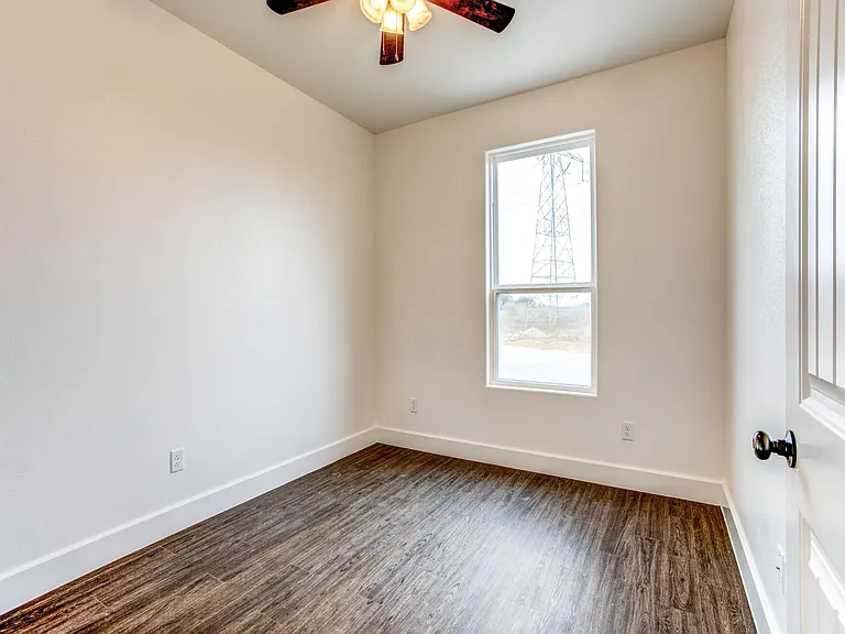 117 Dealva Ct — Photo 7