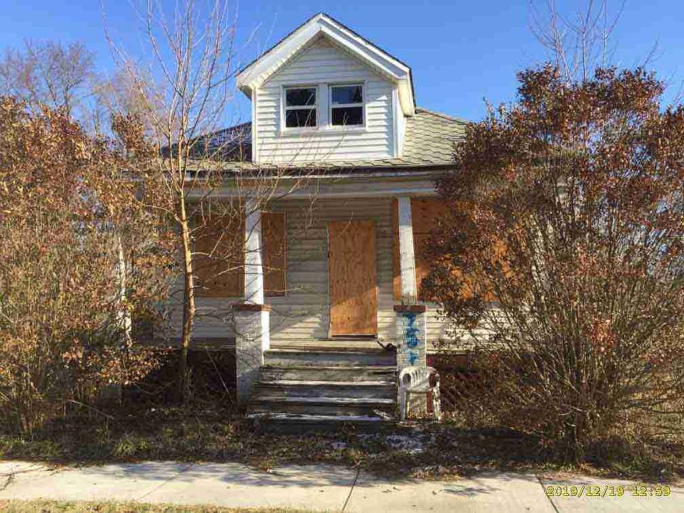 17504 Joseph Campau
