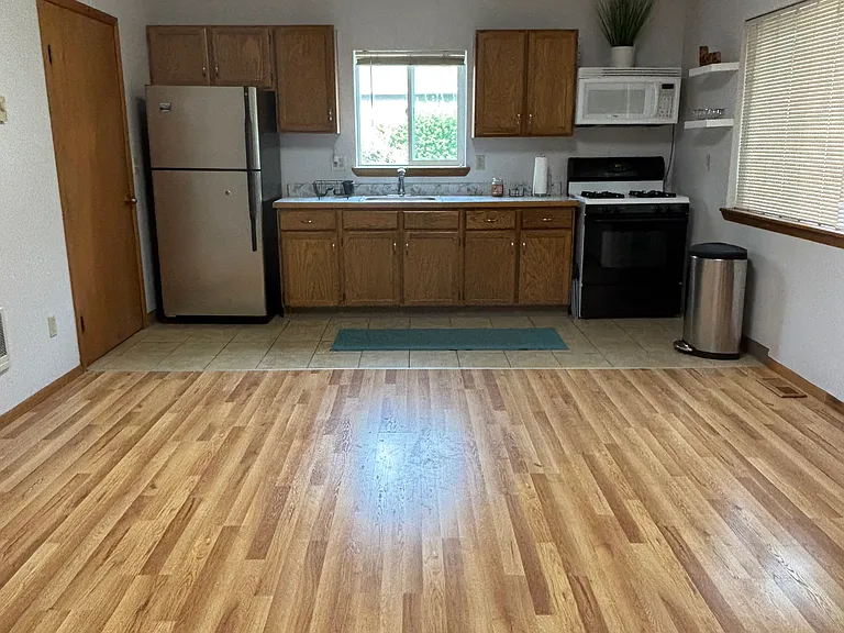 122 K St NE — Photo 11
