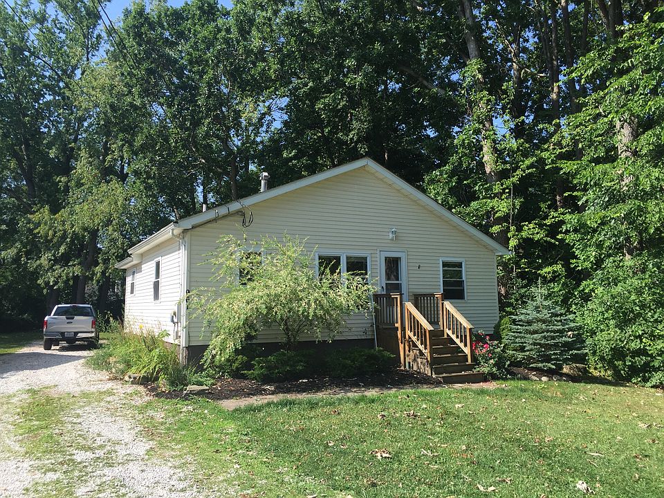 1st image of 961 Moneta Ave