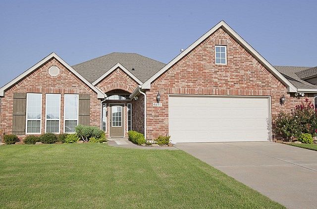 Pristine Condition,upgrades,pond view