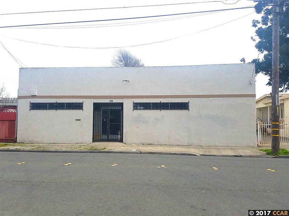 1st image of 220 S 6th St