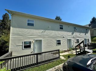 646-650 Hillwood Dr #646-202, Morgantown, WV 26508