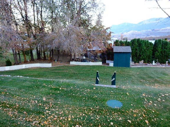 2nd image of 2868 El Camino Way