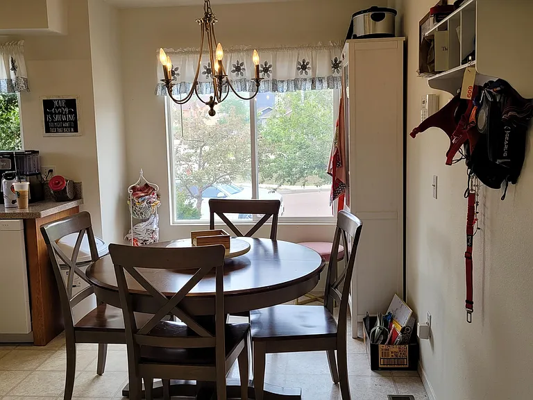 97 Misty Creek Dr — Photo 5