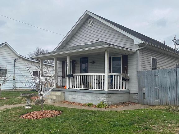 3rd image of 455 Charles St