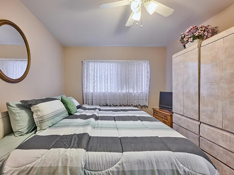 2804 Crosley Dr E #F — Photo 21