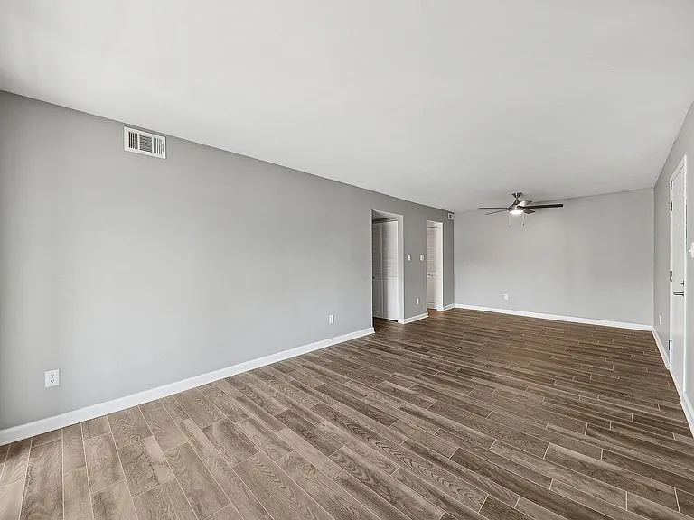 The Avalon Apartment Homes — Photo 9