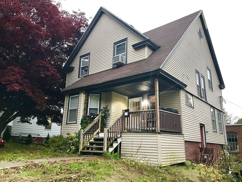 2nd image of 10 Clarence St