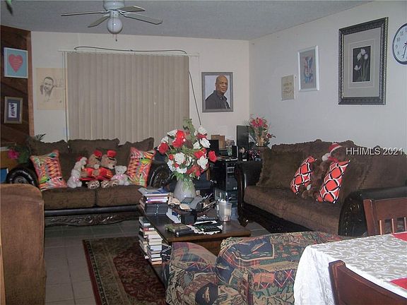 5th image of 96 Mathews Dr APT 51