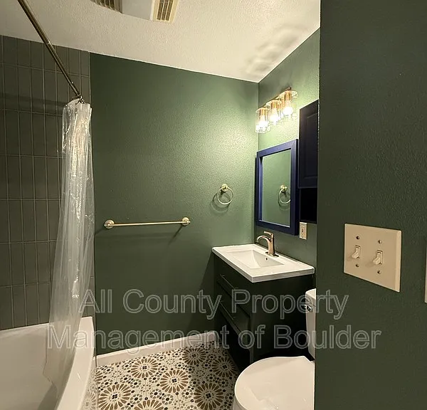 3000 Colorado Ave #B-206 — Photo 9