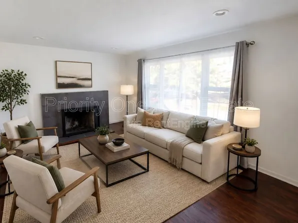 176 I St, Chula Vista, CA 91910