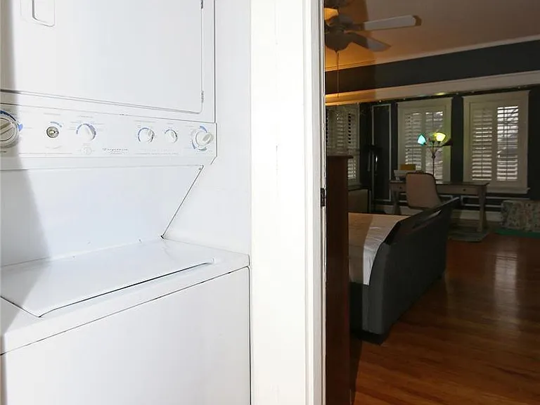 6226 Northwood Ave #3W — Photo 13