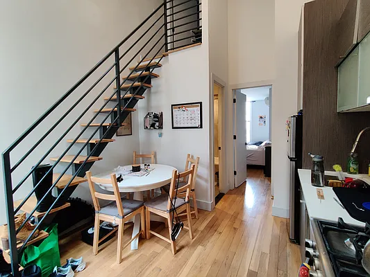 Rented by Signature Property Realty | media 23