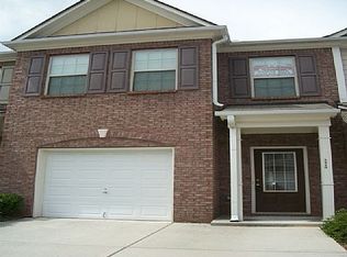 3920 Snipes Ct, Lilburn, GA 30047