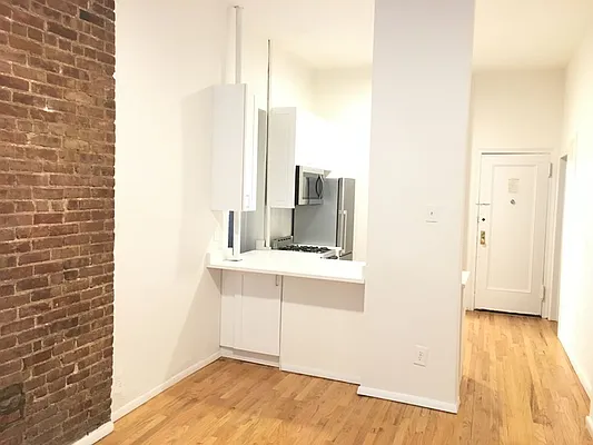 Rented by Sky Management | media 9