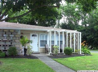 10-8A New Rd, Kendall Park, NJ 08824