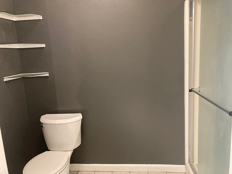 2385 Fernwood Dr — Photo 7