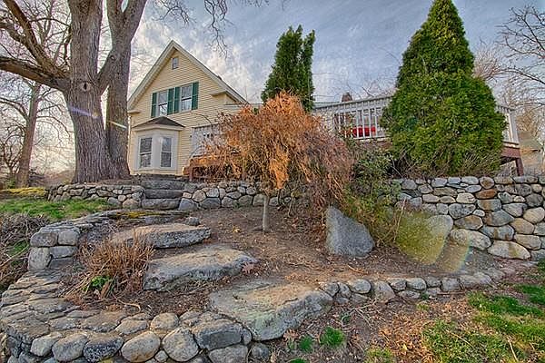 1st image of 575 W Lowell Ave