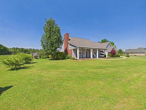 3rd image of 109 Crestview Cir