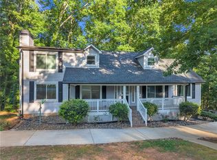 8804 Willow Creek Ct, Douglasville, GA 30135