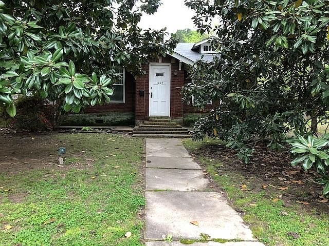 Front entrance to the house