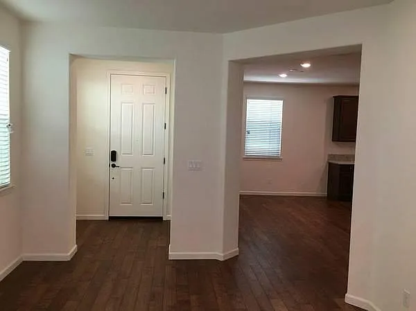 2049 Mannington Pl — Photo 9
