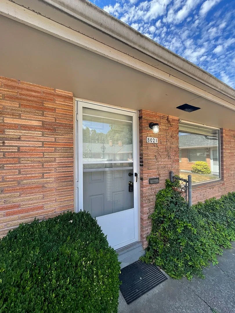 main80 — Photo 1
