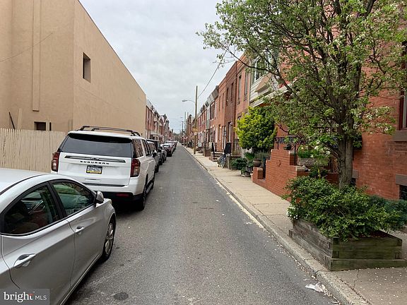5th image of 2310 S Rosewood St