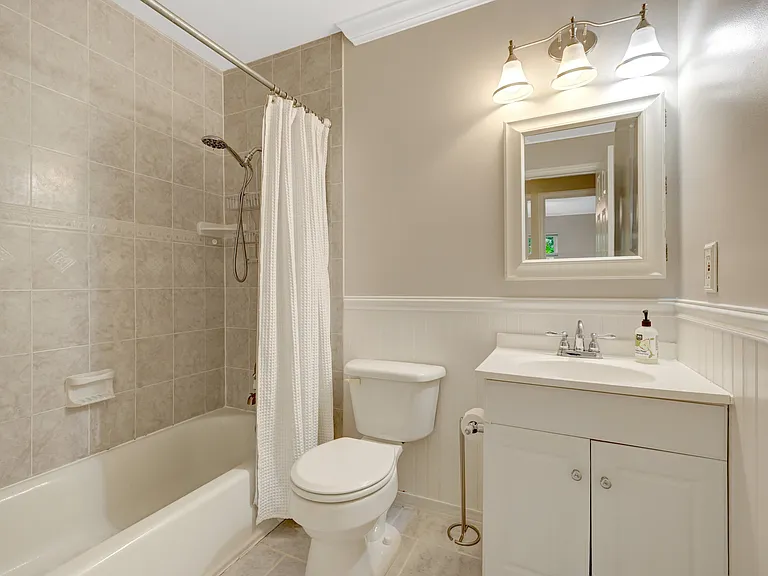 12607 Glenbrooke Woods Dr — Photo 28