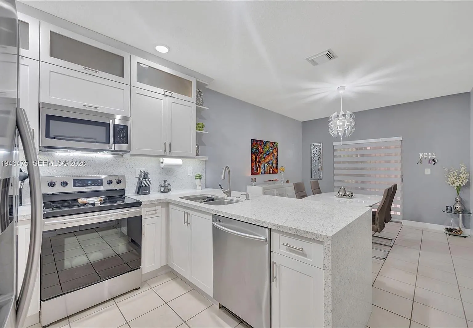 3 bed, 1672 sqft, $2,900 — Photo 4