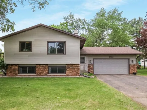 2832 East Wellington Drive, Eau Claire, WI 54703