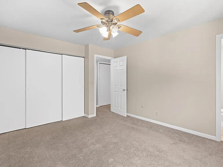 Brookview Apartments — Photo 7