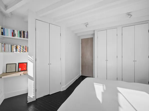 134 Baltic Street image 4 of 12