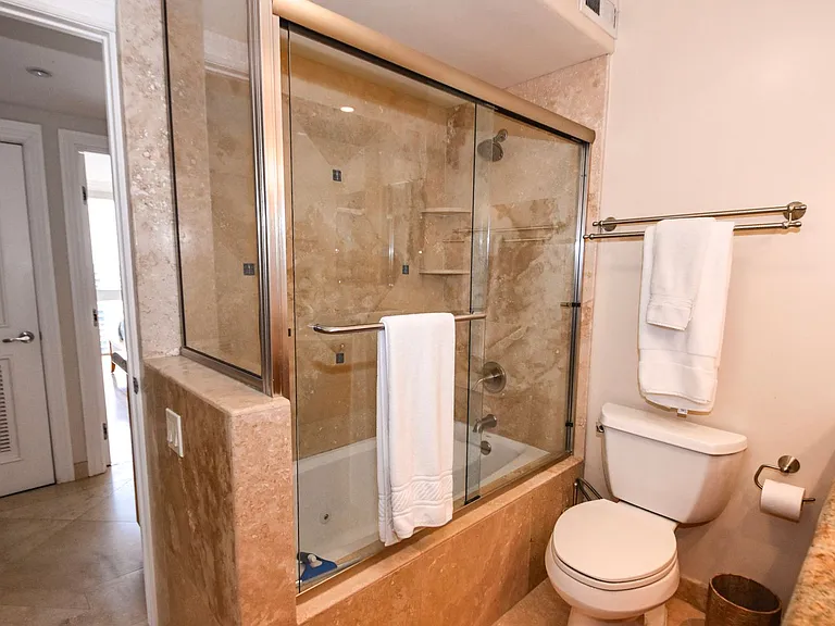 1810 Avenida Del Mundo #1607 — Photo 8