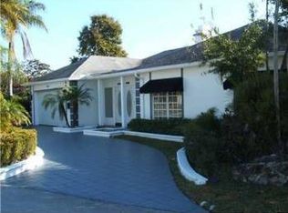 4902 Mainland Dr, Tamarac, FL 33319