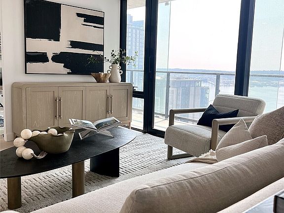 4th image of 300 Virginia Street #2911