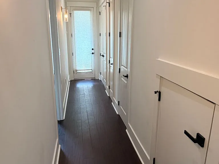 2708 Burns St — Photo 8