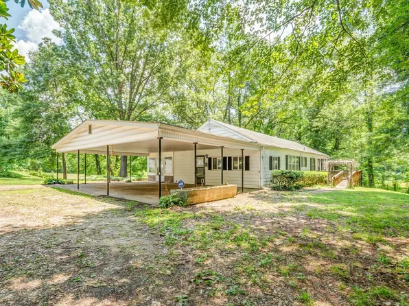1163 Sylvan Rd, Millington, TN 38053