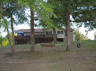 73 Holiday Dr, Lumberton, MS 39455