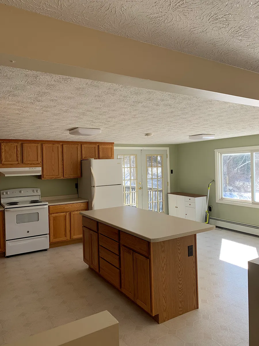 Building Photo - 51 Pelton Hill Rd #3