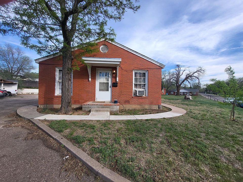 121 S Goliad #1