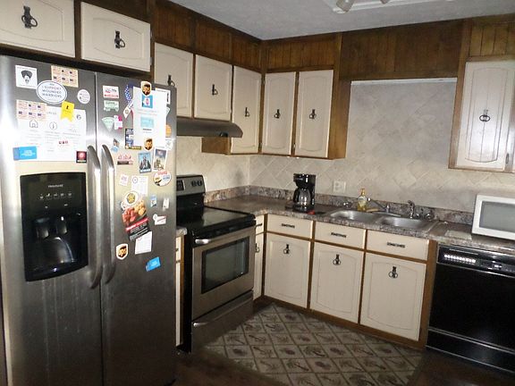 2nd image of 3278 John St