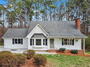 3855 Laurel Falls Dr, Snellville, GA 30039