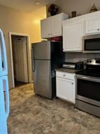 6 bed, $700 — Photo 4