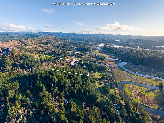 3rd image of 320 NE Sturdevant Rd